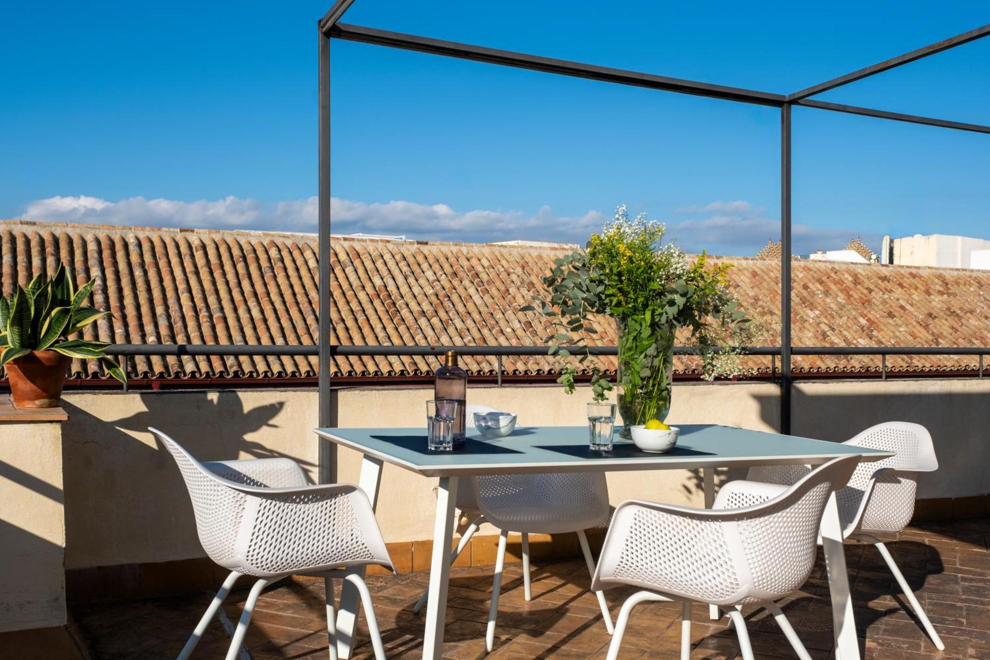 Misterhost Conde De Torrejon Apartment Seville Exterior photo